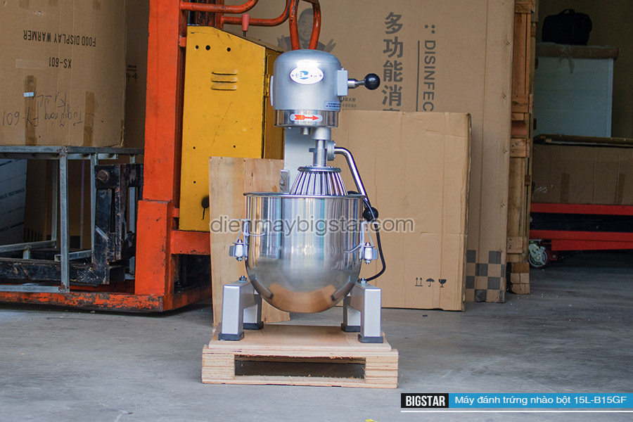 May danh trung tron bot 15L B15GF